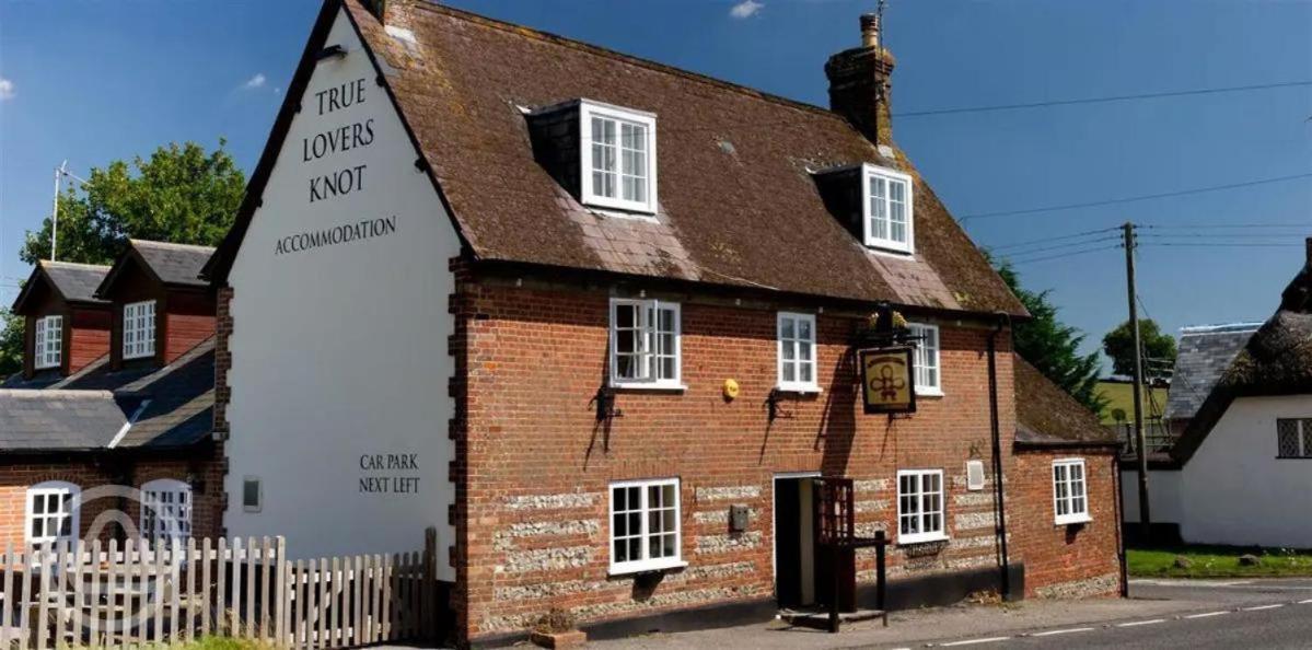True Lovers Knot Blandford Forum Dış mekan fotoğraf